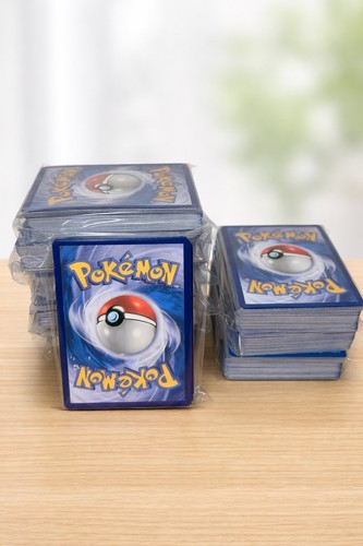 Pokemon cards bundle - cards,